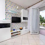 דירה Mirta By Interhome *
