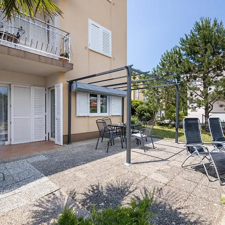 Apartment Mirta By Interhome *