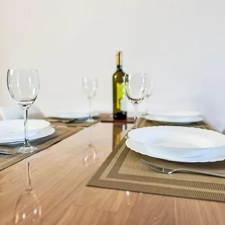 Mirta By Interhome * שילו