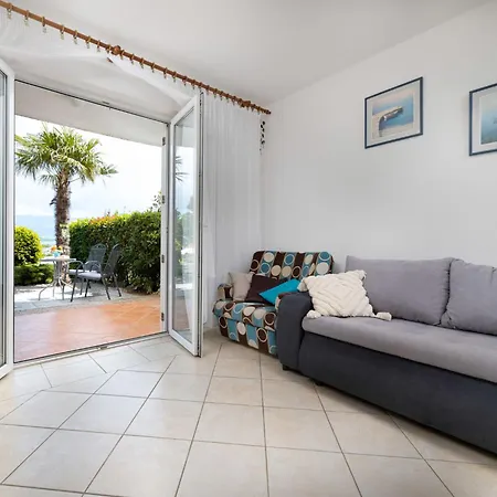 Apartmán Mirta By Interhome *